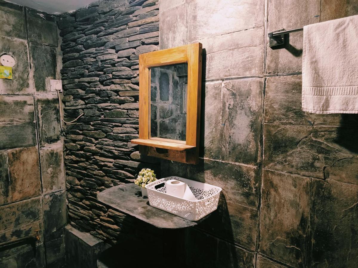 Independent Mud House Studio McLeod Ganj Bagian luar foto